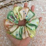 Green Ombré Confetti Shaker Scrunchie Hair Accessories Photo 1