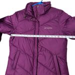 Columbia  Women's Puffer Coat‎ Purple Size Medium Excellent condition Photo 4