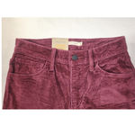 Levi's 724 high rise slim straight corduroy pants 26x30 woman's Photo 2