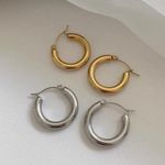 Silver hoops Earrings, Medium Hoop Earrings, Simple Hoops Photo 3