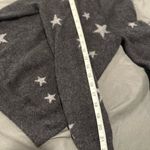 Premise Sz: M Grey with Stars 100% Cashmere Pullover Crewneck Sweater. Photo 4