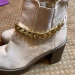 Olivia Miller  Womens Beige Platform Chunky Heel Faux Suede Boots Chain Zip 10 Photo 9