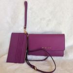 Michael Kors Jet Set Travel 3in1 WRS Clutch Photo 1