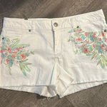 LC Lauren Conrad ‎ Women's Floral Accent White 4-Pocket  Shorts, Sz. 14 Photo 0
