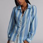 BDG Maddison Breezy Tie-Back Shirt NWT Size XS - Blue Multi Photo 0