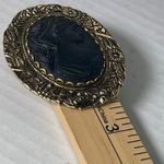 Vintage Victorian Gothic Black Resin carved Cameo Brooch brass repousse Mourning Gold Photo 1