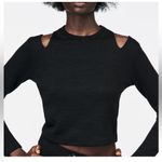 H&M Zara Black Cut-Out Shoulder Women's Top Size Small Photo 3