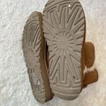 UGG $200  W Classic‎ Short Fluff High-Low Size 7 Photo 3