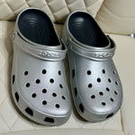 Crocs  CLASSIC METALLIC CLOG Silver shoes women’s 12 men’s 10 Photo 0