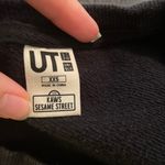 Uniqlo KAWSxxSesame Street Crewneck Photo 4