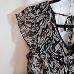 AUW Multicolor Black Brown White Abstract Print Ruffle Flutter V Photo 7