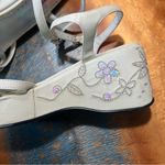 Vtg 90s Y2k Seventeen Platform sandals floral iridescent sequined size 7.5 White Photo 9