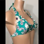 Wildfox New.  60’s daisy bikini top. XS.  Retail $89 Photo 3