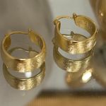 Gold frosting wide hoop earrings Photo 1