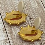 Unsigned Vintage Victorian Cameo Clip On Earrings Photo 10