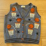 American Vintage Vintage Mandal Bay Women’s Novelty Basketball Embroidered Vest Sweater Size S Photo 0