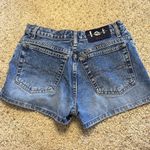 L.E.I Vintage  jean shorts.  Size 5 Photo 1