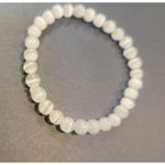 Handmade Natural crystal Selenite dainty beaded bracelet 4mm 6.75" Photo 2