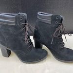 Timberland  Women's Black Suede shoes/boots heel 3.5" Size 7.5 SKU 4982 Photo 2