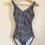 Speedo  Black White Vneck Sleeveless One Piece Bathing Suit US 6 Photo 0