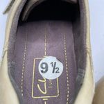 Clarks  showstopper womens 9.5 slip on straps tan leather Grandma Flat Photo 6
