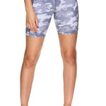 Reebok Womens  High Rise Fitted Biker Shorts in Silver Sconce Camouflage Camo - M Photo 0
