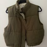 TJ Maxx Vest  Photo 0