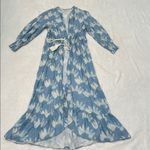 Palmacea Blue and White Floral Swimwear Resort Coverup with Flowing Design Size XS Photo 4