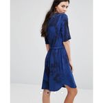 YAS Elisa Dress In Marble Print size small Blue Photo 2