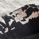Loft Monochrome Leaf Print Skirt Size 2 Photo 3