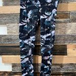Lululemon  Time To Sweat Legging sz 4 Photo 1