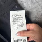 Lululemon NWT  Scuba High-Rise Short 5" - Size 4 - Black  Photo 3