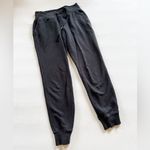 Lululemon Women's Black Scuba Jogger Sweats size 6 Photo 1