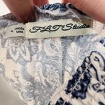 Paisley Printed Blouse Shirt White And Blue Tank Top Size Medium Photo 4