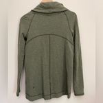 Lululemon Coast Easy Wrap Heathered Dark Olive size 2 Photo 3