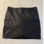 Mossimo Mini Skirt Black Texture Size 10 Biker Rock Punk Gothic Photo 0