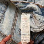 Refuge Mid Rise Distressed Rips Light Wash Denim Mom Jeans Relaxed Size 3 GUC Photo 14