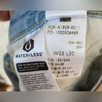 Levi's 501® '90s Women's Jeans, Shout Out Stone - Medium Wash; W 25”/L 30” Photo 11