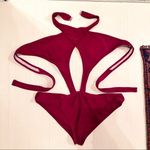 Red strappy criss cross bikini Size XL Photo 2