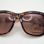 Ophelia Roe NWT Ophelie Roe Tortoiseshell & Cream Sunglasses Photo 1