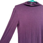 T Tahari ‎ size XS purple mock neck light weight ribbed sweater long sleeeve top Photo 2