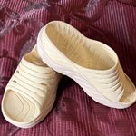 Hoka One One Cream Slide Sandals Size 6 Photo 2