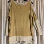 a.gain Ladies sz small. Could shoulder top by  clothing Photo 0