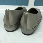 Stuart Weitzman ‎ tan-gold Cantina greige sheen slight wedge Women's size 7.5 Photo 4