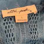 Ultra Pink 🌸 TEAL LACE CAP SLEEVE TOP SIZE LARGE🌸 Photo 6