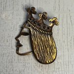 Vintage Copper Queen of Hearts Brooch Brown Photo 0