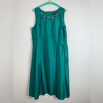 Tahari : Elegant Teal Sleeveless Rhinestone Dress – Perfect for Any Occasion Photo 1