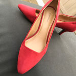 Attention Red Suede Pumps Photo 7