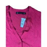 NY&C‎ Burgundy V Photo 4