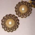 Crystaline Brand Elegant Vintage Gold and Cream Faux Pearl Chunky Earrings Photo 0
